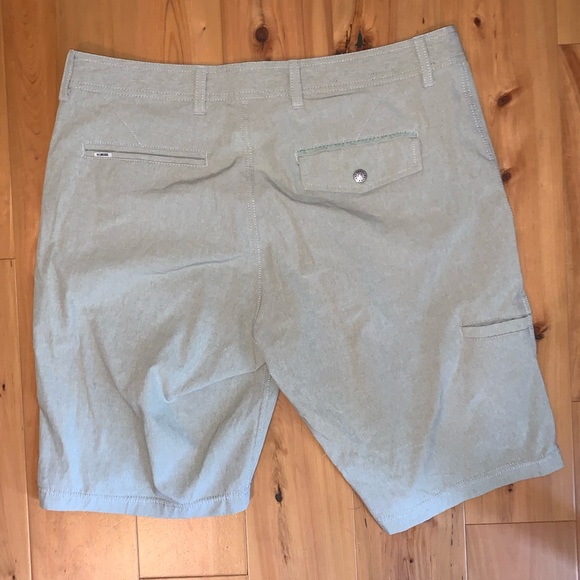 Mens tan LinkSoul shorts - Picture 4 of 4